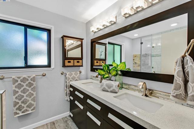 480 N Winchester Blvd, Santa Clara CA: https://media.crmls.org/mediaz/4c044504-be13-4fe9-9c27-a134f585144f.jpg