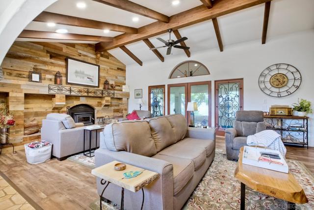 2064 Santa Margarita Dr., Fallbrook CA: https://media.crmls.org/mediaz/4c046d24-61a7-4e22-b974-d7ae31ed42b0.jpg