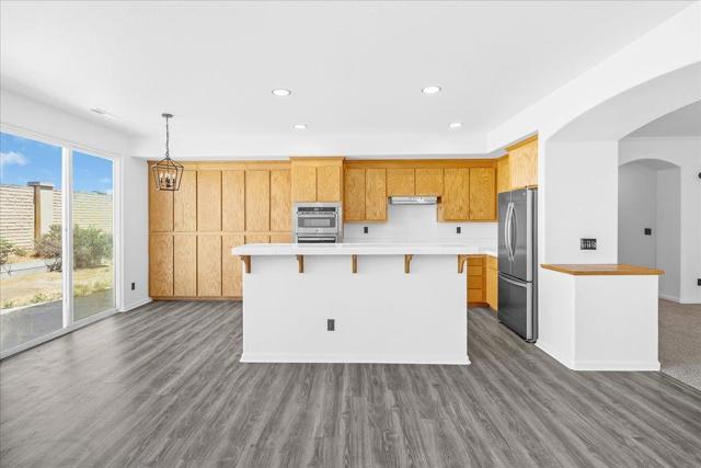 1233 Greenleaf Loop, Greenfield CA: https://media.crmls.org/mediaz/4c04a9d2-24f5-4824-9dbf-3edfe2ed05f7.jpg