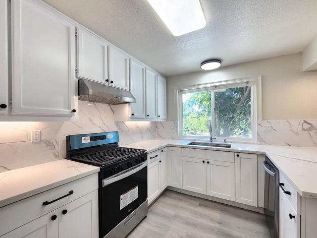 2160 Clipper Ship Drive, Fairfield CA: https://media.crmls.org/mediaz/4c04d51c-acb1-4584-bc0d-c880944290cd.jpg