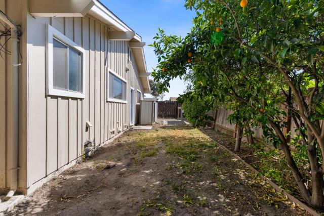 50 Florence Court, Hollister CA: https://media.crmls.org/mediaz/4c068e79-db71-4a17-a52e-a2b3e4a7e810.jpg