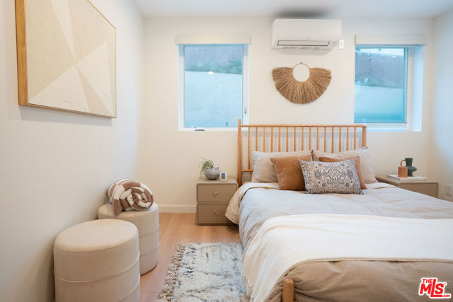 2220 Aaron Street, Los Angeles CA: https://media.crmls.org/mediaz/4c069840-4292-4cbf-9708-c23f10862b2f.jpg