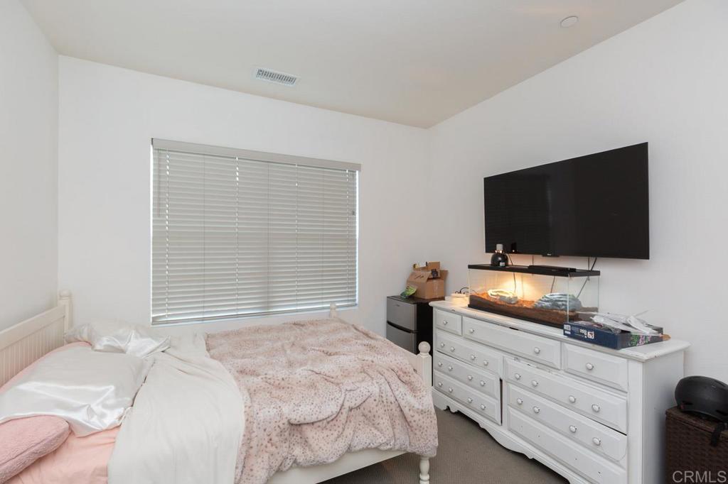 877 Blackstone Drive - photo 19