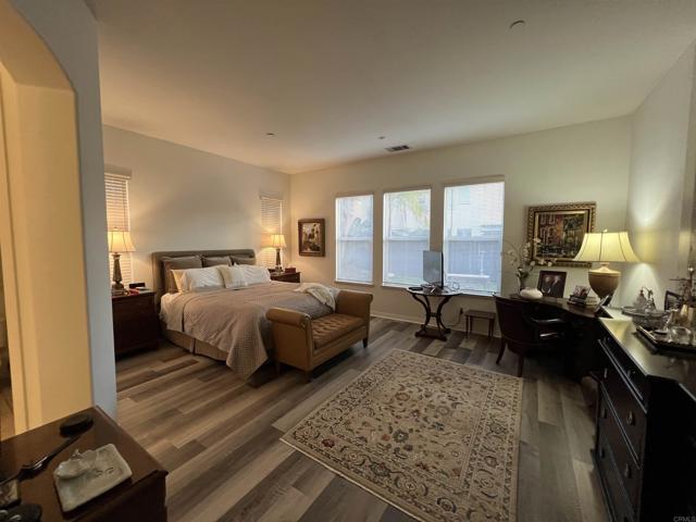 Detail Gallery Image 6 of 21 For 10623 Paseo Allegria Ave, San Diego,  CA 92127 - 3 Beds | 3 Baths