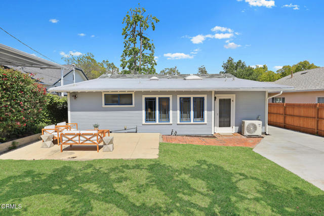 1309 Sinaloa Avenue, Pasadena CA: https://media.crmls.org/mediaz/4c0883ba-b54b-41c9-aa10-abf0fe458a4a.jpg