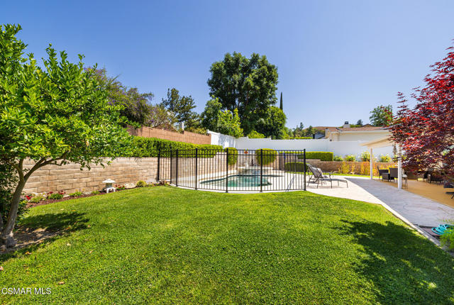 6605 Tamarind Street, Oak Park CA: https://media.crmls.org/mediaz/4c0b621e-2cea-493a-9936-c02f77951135.jpg
