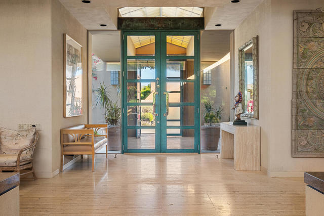 203 Kiva Drive, Palm Desert CA: https://media.crmls.org/mediaz/4c0c13ee-6adc-4fea-8933-c77cfeedc4b3.jpg