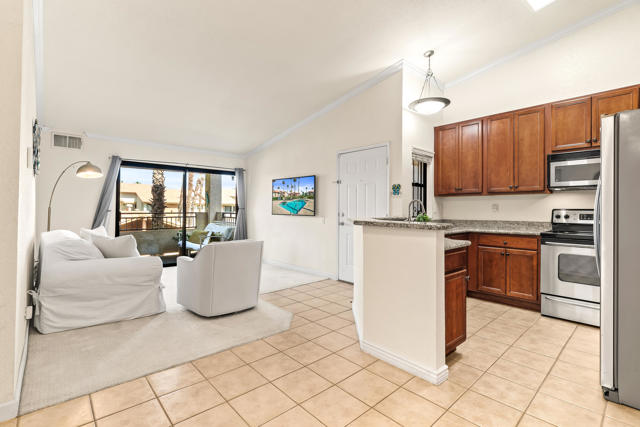 78650 Avenue 42, Bermuda Dunes CA: https://media.crmls.org/mediaz/4c0c2b91-d794-431f-8f2e-bd082ff51b04.jpg