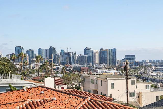 1295 W Redwood St, San Diego CA: https://media.crmls.org/mediaz/4c0c66c0-8a21-4917-9f9b-46f916f58576.jpg