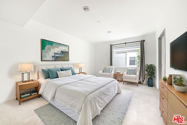 3119 Via Dolce, Marina del Rey CA: https://media.crmls.org/mediaz/4c0cc87c-64e0-4e40-a949-33d8f7516b05.jpg