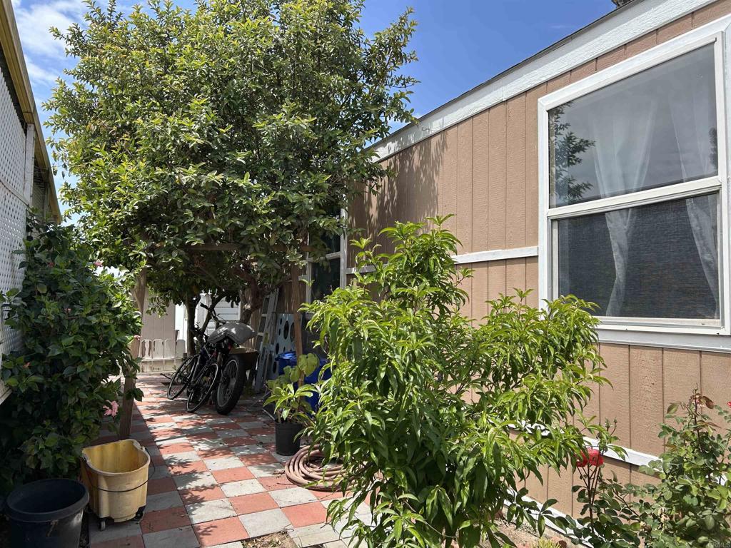 2550 Valley Pkwy - photo 6