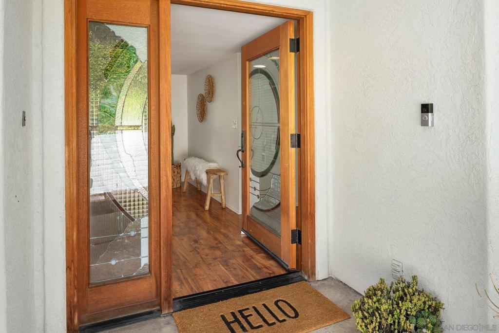 9470 La Cuesta Dr