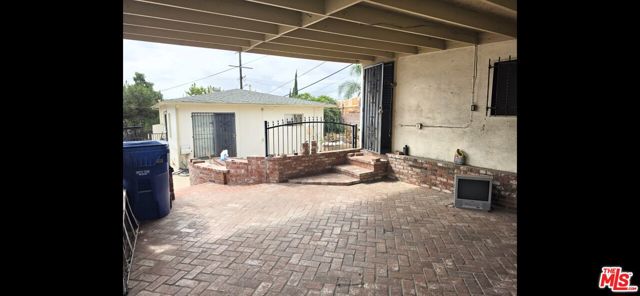 1721 Kilbourn Street photo 15