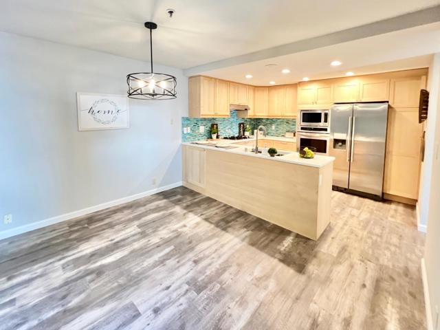 438 Portofino Drive, San Carlos CA: https://media.crmls.org/mediaz/4c0df27b-7360-4921-9b19-49575e897678.jpg