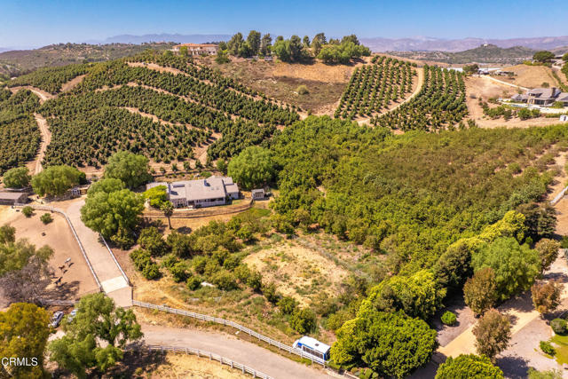 4850 N Moorpark Road, Thousand Oaks CA: https://media.crmls.org/mediaz/4c0e6dee-75c3-406b-921c-f4ee6075a742.jpg