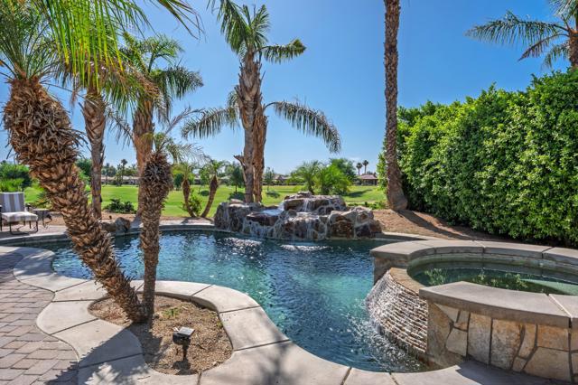 57810 Black Diamond, La Quinta CA: https://media.crmls.org/mediaz/4c0f8f86-668e-4e28-a870-1ddd8e41bb7d.jpg
