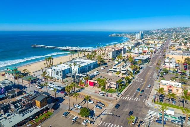 839 Reed Avenue, Pacific Beach (San Diego) CA: https://media.crmls.org/mediaz/4c0fb412-94fe-4d73-baba-ac16ccd9fb4a.jpg