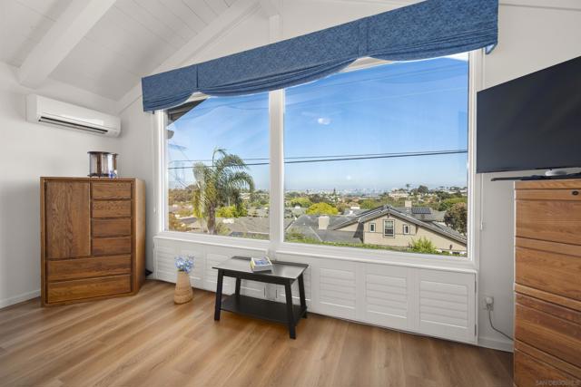 1151 Catalina Boulevard, San Diego CA: https://media.crmls.org/mediaz/4c107a79-4bc7-4a87-ad64-992700dbb7d7.jpg