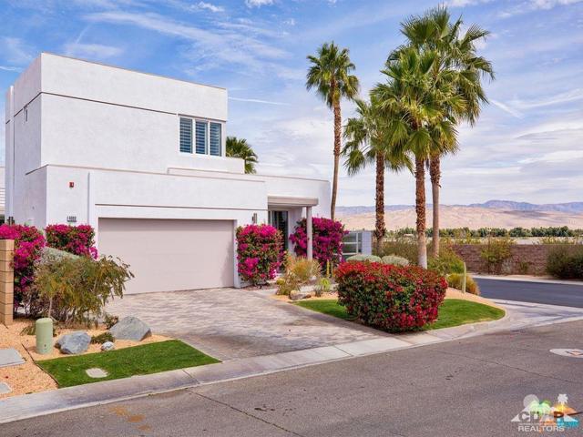 4969 Davidson Way, Palm Springs CA: https://media.crmls.org/mediaz/4c10e535-c383-48e9-99bb-08d2fd9e55fd.jpg