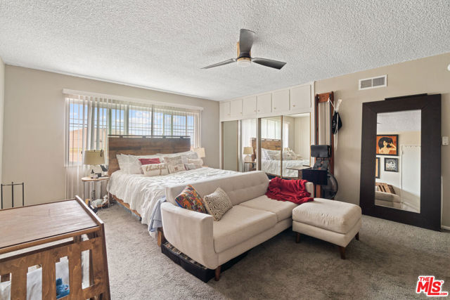 5040 W Slauson Avenue, Los Angeles CA: https://media.crmls.org/mediaz/4c121765-6e86-4944-9bb4-a9469b9ea169.jpg