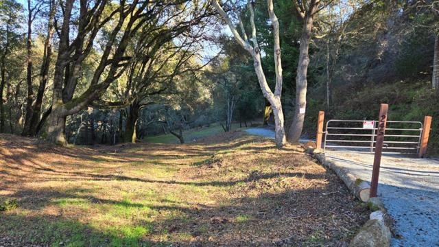 245 Gillette Road, Watsonville CA: https://media.crmls.org/mediaz/4c13d916-fa7d-42a7-bcb3-901958aaa350.jpg