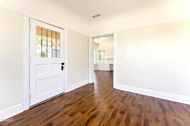 124 W Avenue 28, Los Angeles CA: https://media.crmls.org/mediaz/4c1598b2-d1e7-45bf-83c3-6b42f6ad1ef4.jpg