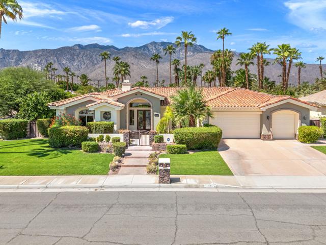 1691 Ponderosa Way, Palm Springs CA: https://media.crmls.org/mediaz/4c166e00-48a1-4389-bb3b-1de201f7e136.jpg