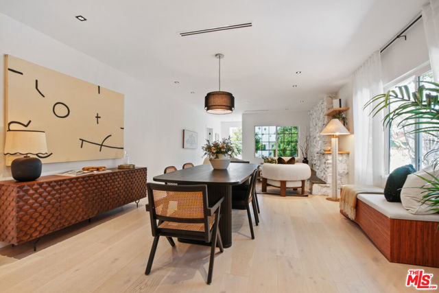 3620 5th Avenue, Los Angeles CA: https://media.crmls.org/mediaz/4c168447-6970-4b28-884f-df18b019f13c.jpg