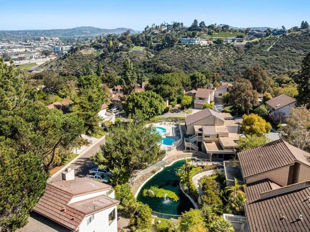 4430 Caminito Ocio, San Diego CA: https://media.crmls.org/mediaz/4c16e1ab-9bf8-4a74-87b1-62539193d2f0.jpg