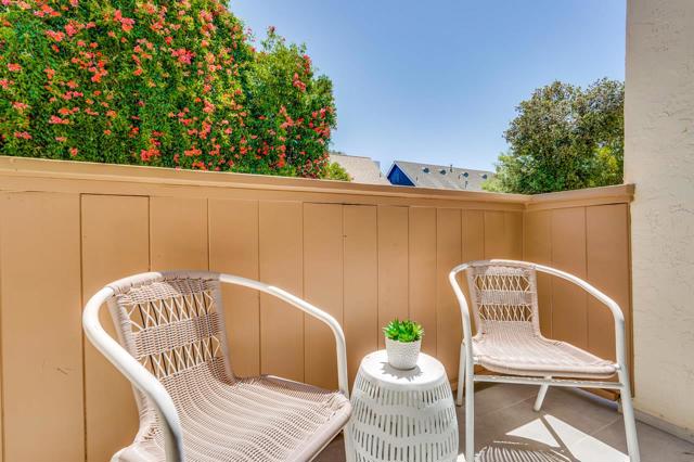 620 Willowgate Street, Mountain View CA: https://media.crmls.org/mediaz/4c185a12-787b-43e1-86a6-f9609dd4a105.jpg