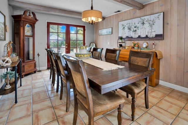 3225 Hillman Lane, Royal Oaks CA: https://media.crmls.org/mediaz/4c1860c7-d929-40b5-8f31-ee5b794ff12a.jpg
