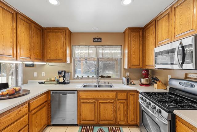 Detail Gallery Image 9 of 42 For 10619 Boulder Creek Rd, Descanso,  CA 91916 - 3 Beds | 2 Baths