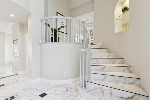 16383 Aztec Ridge Drive, Los Gatos CA: https://media.crmls.org/mediaz/4c19df28-c0b4-4ef1-9334-9a8629ab696b.jpg