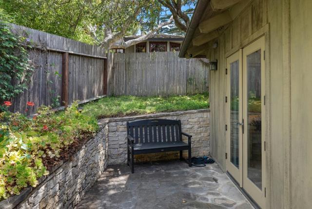 5 NE of 4th on Lopez, Carmel CA: https://media.crmls.org/mediaz/4c19f42f-1f0e-41b3-892b-f2a214ca9e92.jpg
