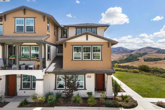 61109 Via Vicenza, San Ramon CA: https://media.crmls.org/mediaz/4c1b1e05-9c16-4d96-9749-ff4bbe3f61cd.jpg