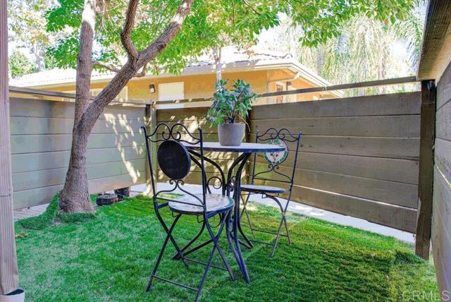 Detail Gallery Image 17 of 23 For 2041 E Grand Ave #3,  Escondido,  CA 92027 - 2 Beds | 1 Baths