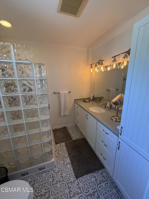 2340 Aldrich Circle, Thousand Oaks CA: https://media.crmls.org/mediaz/4c1c776a-41c2-43b8-8705-4a92a83b8fdf.jpg