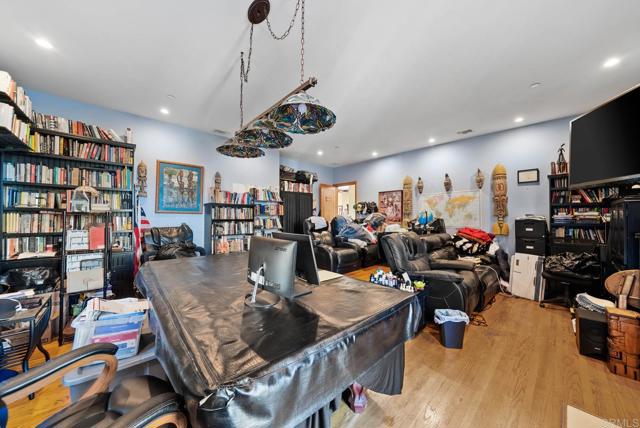 743 S 61St Street, San Diego CA: https://media.crmls.org/mediaz/4c1d24ce-3ba9-4c59-a7cb-d81e0a46a5d7.jpg