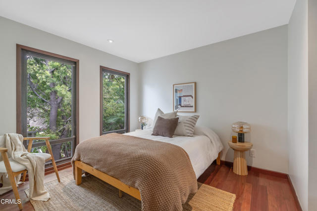 1949 Preston Avenue, Los Angeles CA: https://media.crmls.org/mediaz/4c1eb549-813c-46d4-bff1-66d21e126d59.jpg