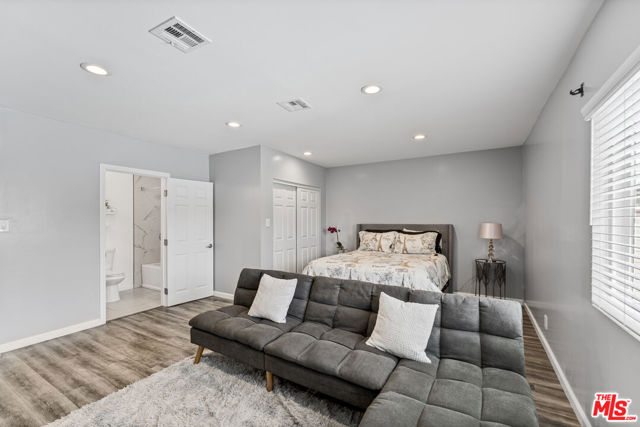 10236 S 1st Avenue, Inglewood CA: https://media.crmls.org/mediaz/4c1ef00a-51c3-46b9-8460-6f2306a55590.jpg