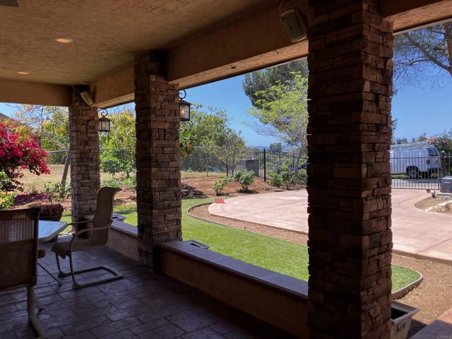 2626 Sunset, Escondido CA: https://media.crmls.org/mediaz/4c1f6c02-a4bc-4448-a59a-89c46c268b15.jpg