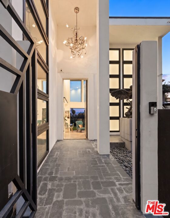 3 Bed Home for Sale in Los Angeles, California
