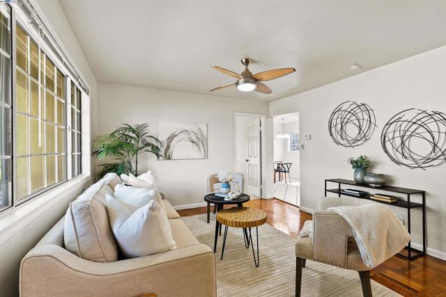 Image 3 of 27 For 24540 Margaret Dr