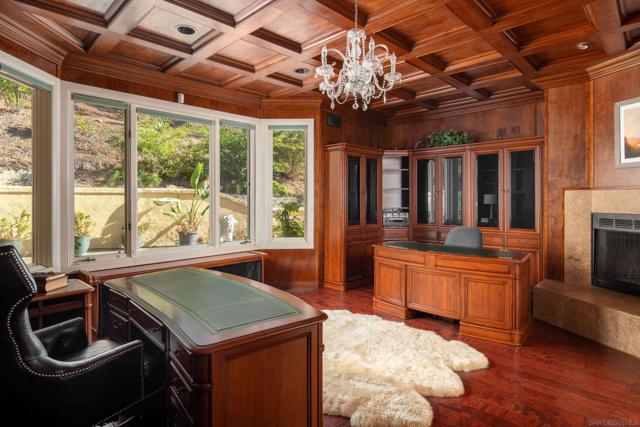 459 Flores De Oro, Rancho Santa Fe CA: https://media.crmls.org/mediaz/4c205d2a-f4c1-4398-a2e1-a9026dbc3ed7.jpg