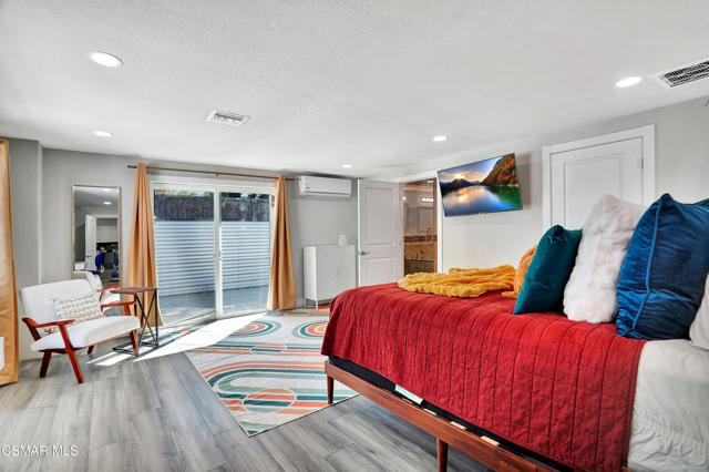 677 S Highland Drive, Palm Springs CA: https://media.crmls.org/mediaz/4c209e47-4a78-4b57-9293-b5bebeb43376.jpg