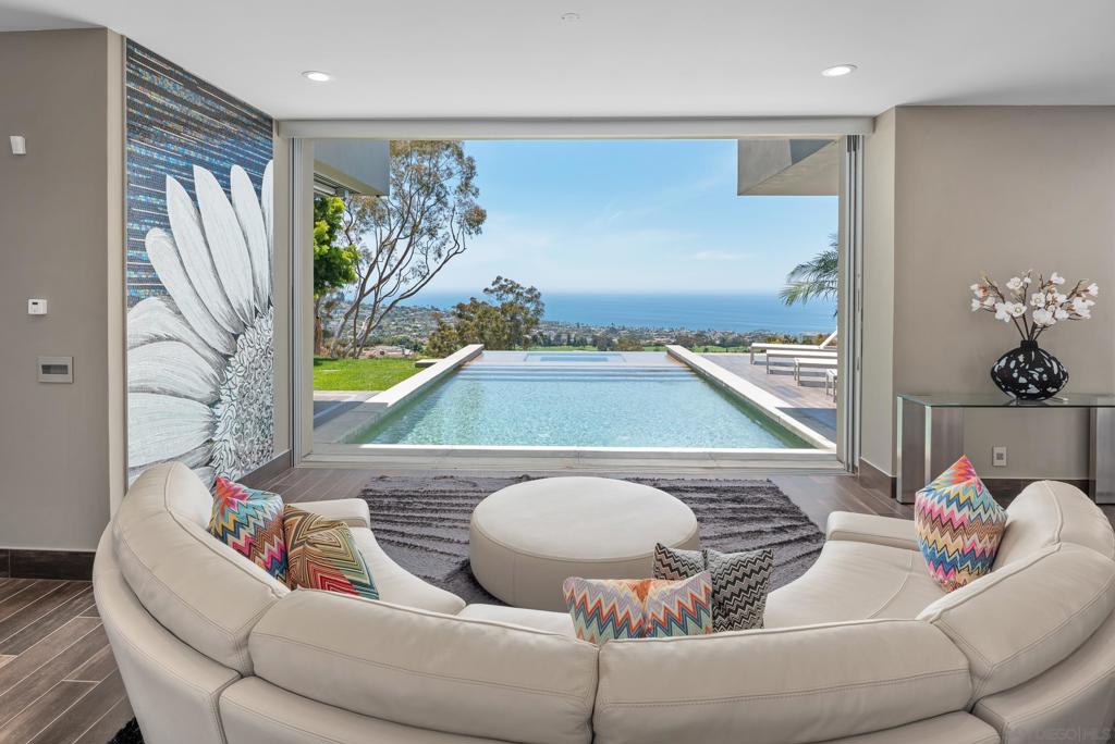 MLS #250041107SD image #16