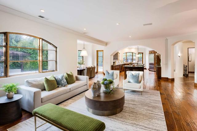 8 Reyna Place, Menlo Park CA: https://media.crmls.org/mediaz/4c20cba7-c45b-4ab3-9bbd-1497d7f03a5e.jpg