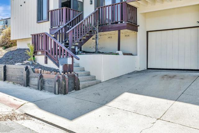 124 Surf Way, Monterey CA: https://media.crmls.org/mediaz/4c2280e4-9cc2-4b62-ab3a-c29ff8b6ff2a.jpg