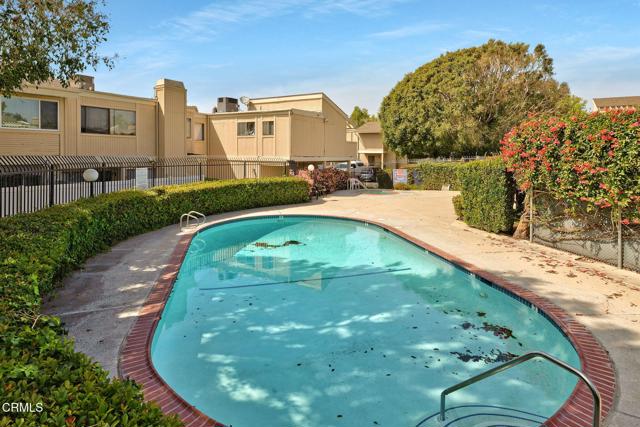 Detail Gallery Image 30 of 34 For 1466 San Simeon Ct #4,  Ventura,  CA 93003 - 2 Beds | 1/1 Baths