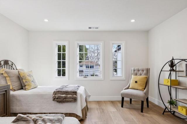 33 Seville Way, San Mateo CA: https://media.crmls.org/mediaz/4c2498b5-fa6b-4f63-8e89-49056defa63f.jpg